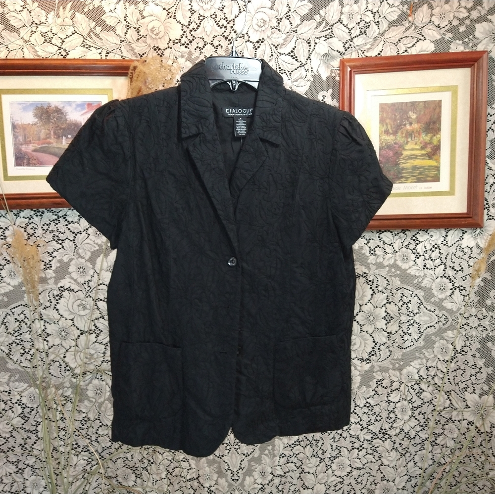 Dialogue black with floral tapestry design blazer jacket short sleeve button up